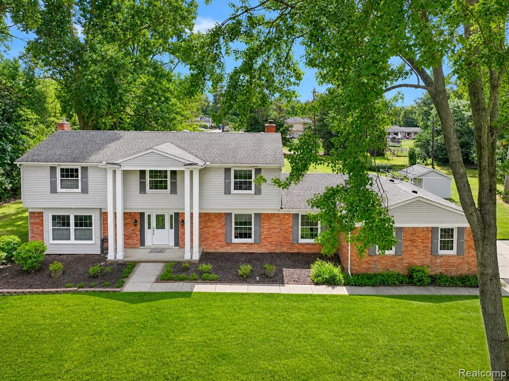 main property photo 54