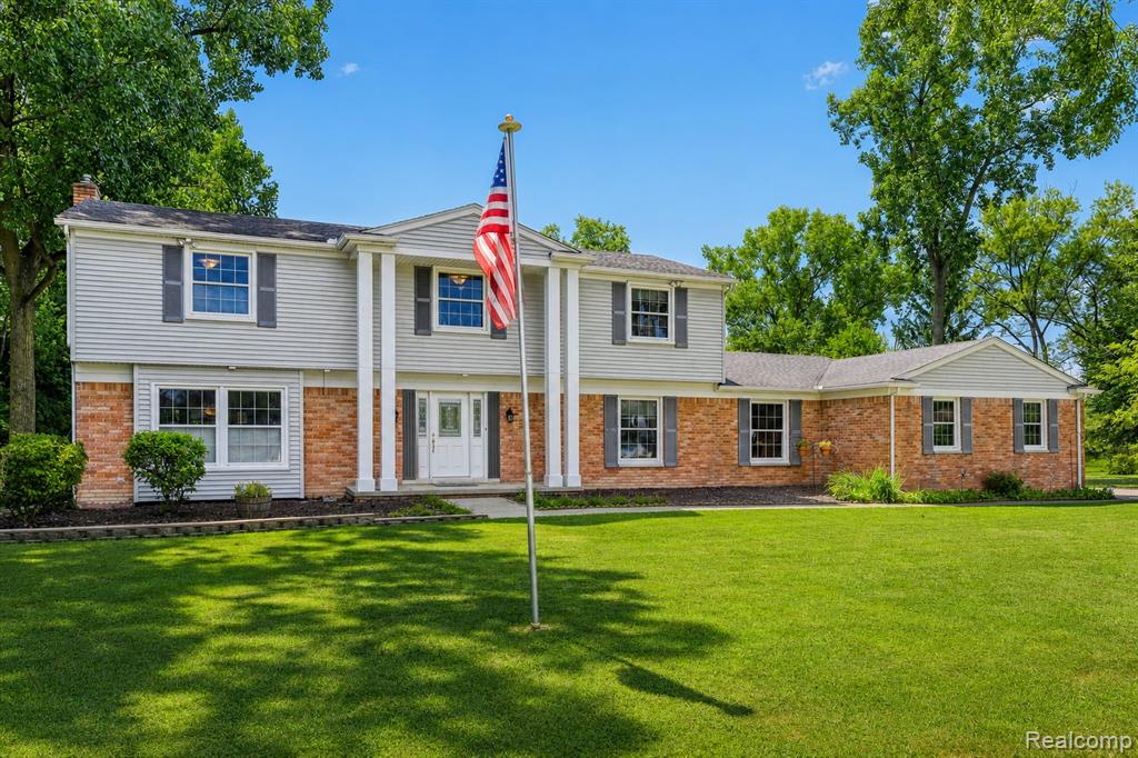 main property photo 6