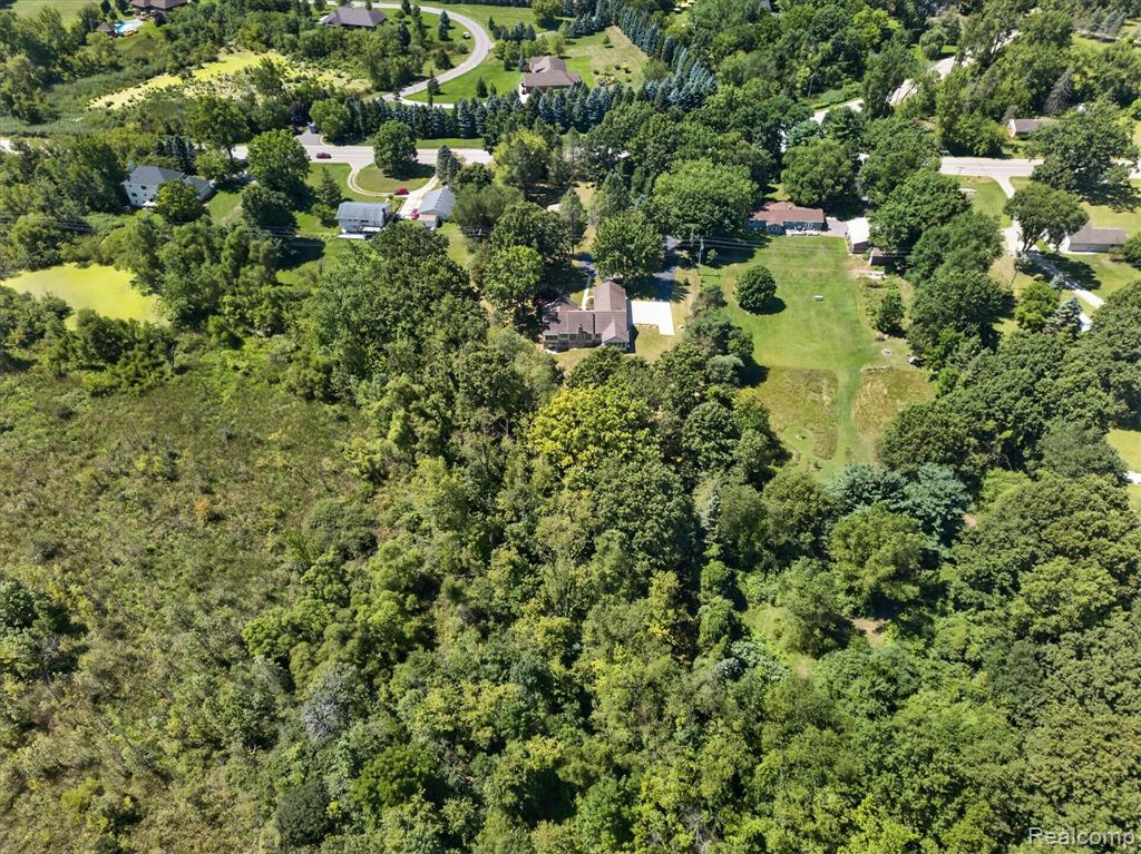 main property photo 60