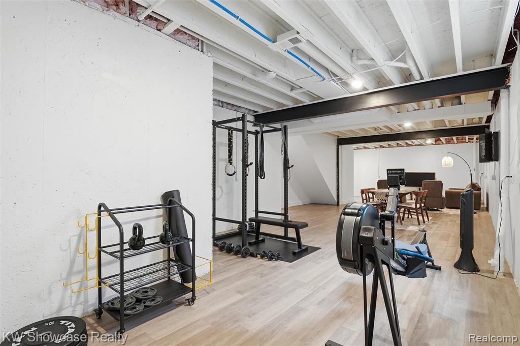 main property photo 42