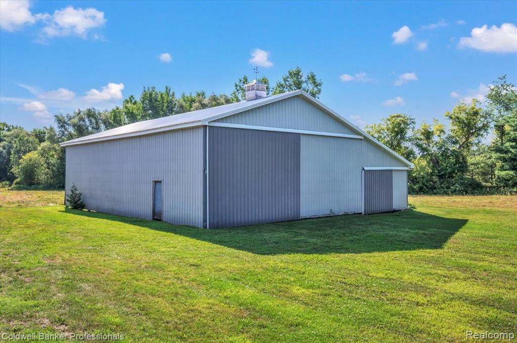 main property photo 12