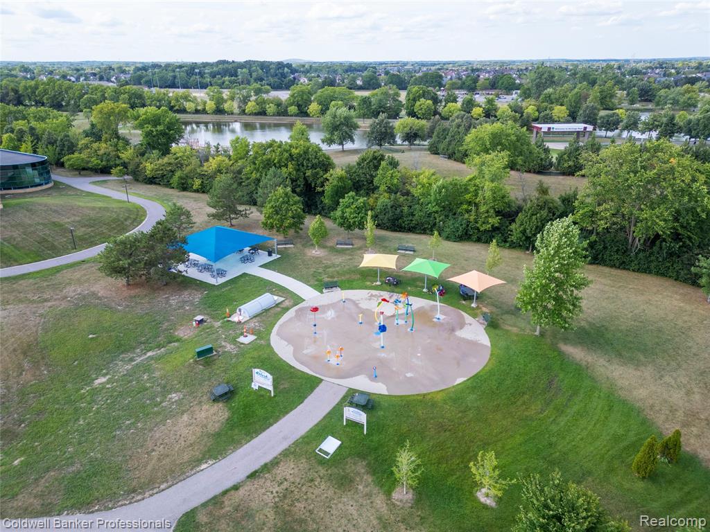 main property photo 66