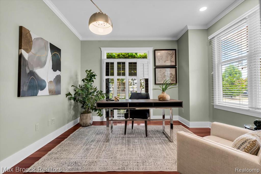 main property photo 18