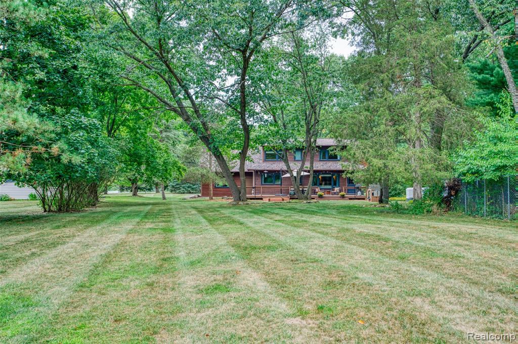 main property photo 9