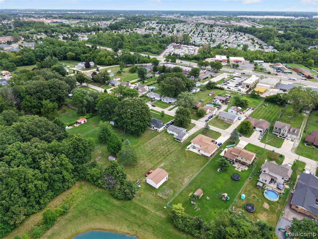 main property photo 47