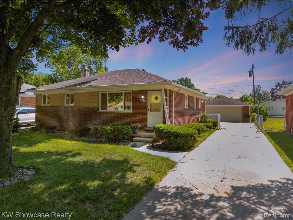 main property photo 1