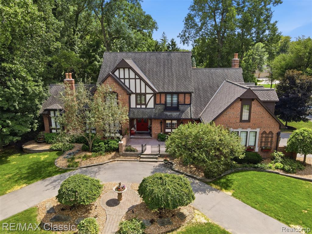 main property photo 2