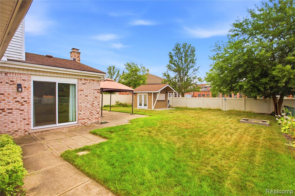 main property photo 43