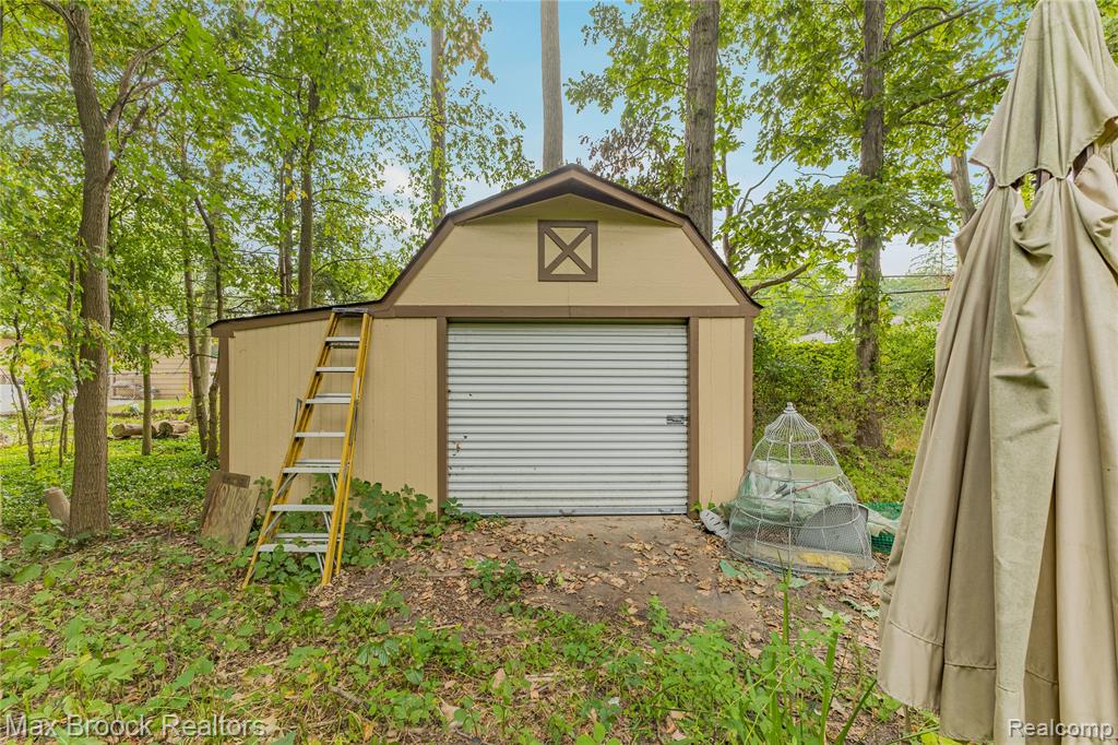 main property photo 67