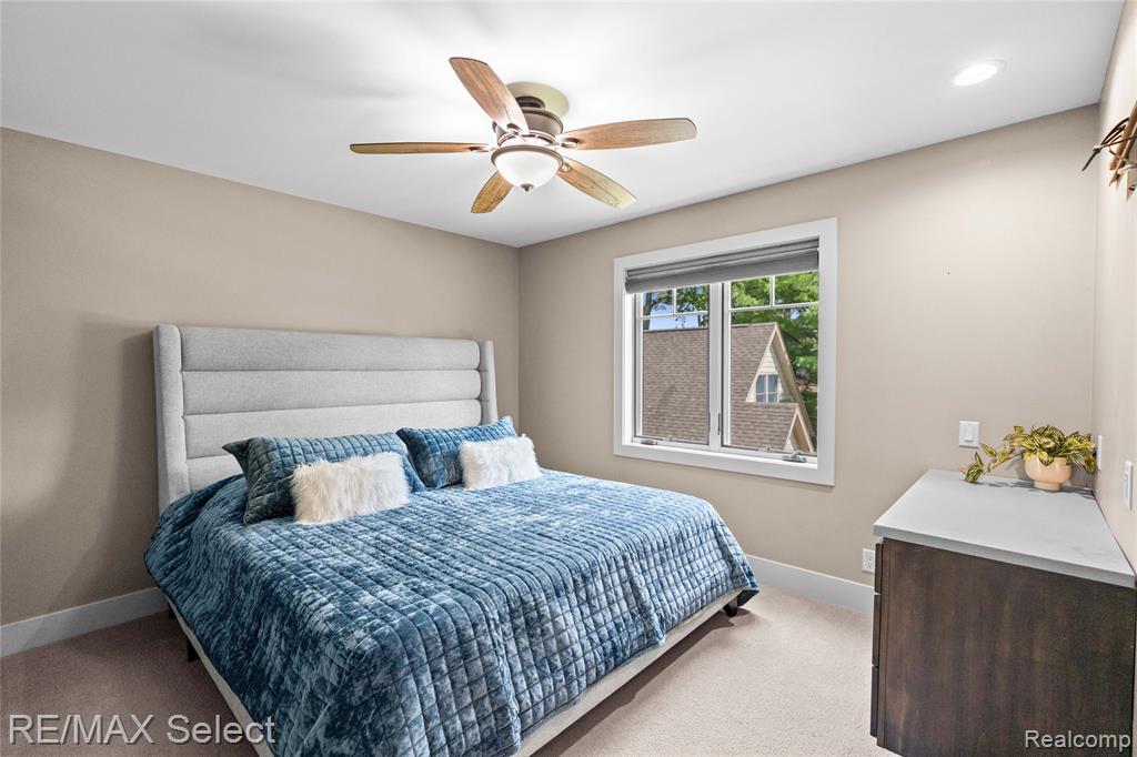 main property photo 66