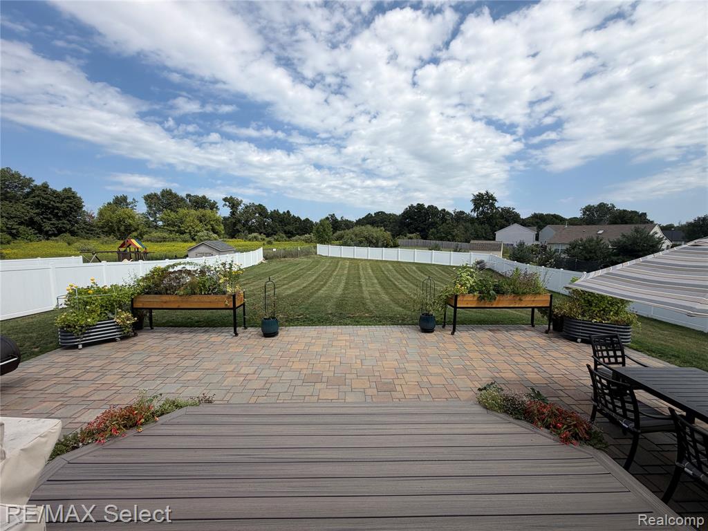 main property photo 55