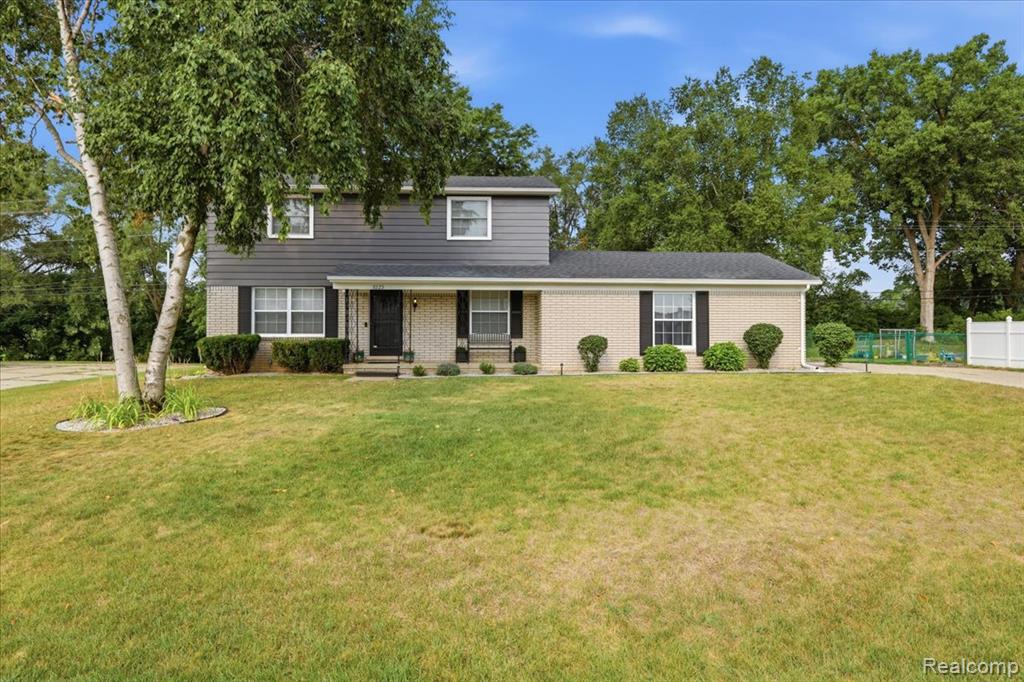 main property photo 44