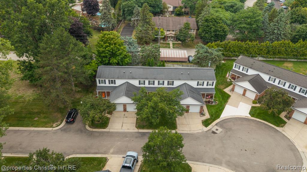 main property photo 24