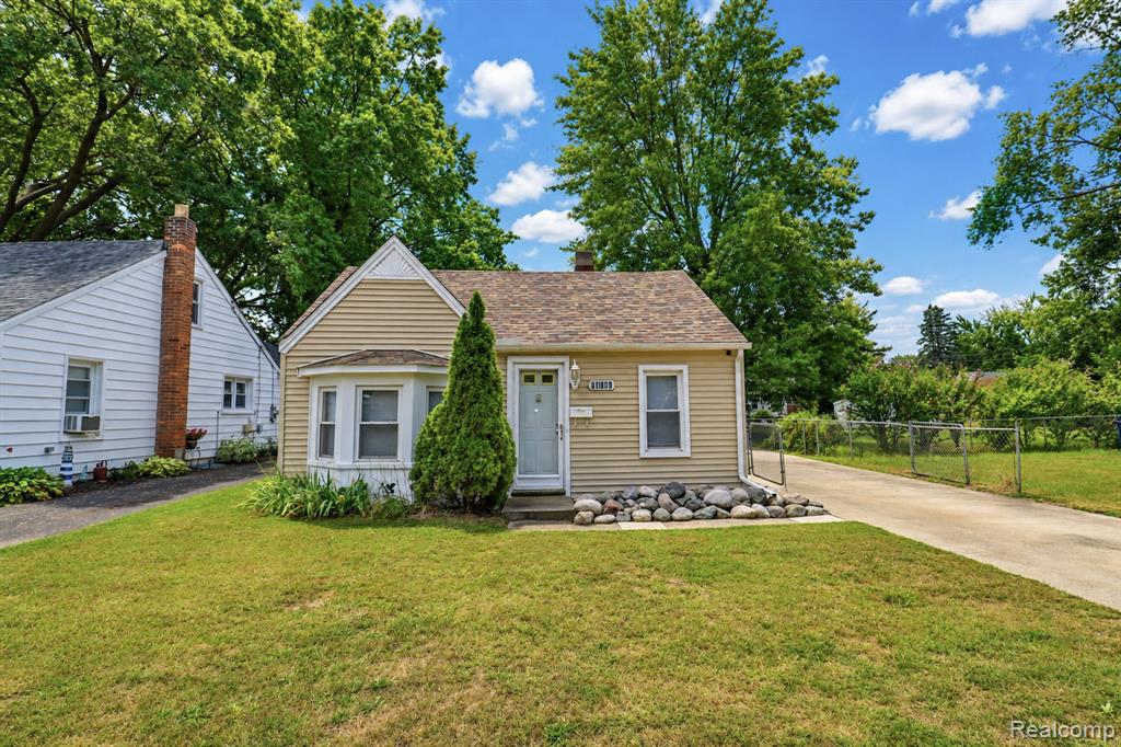 main property photo 1