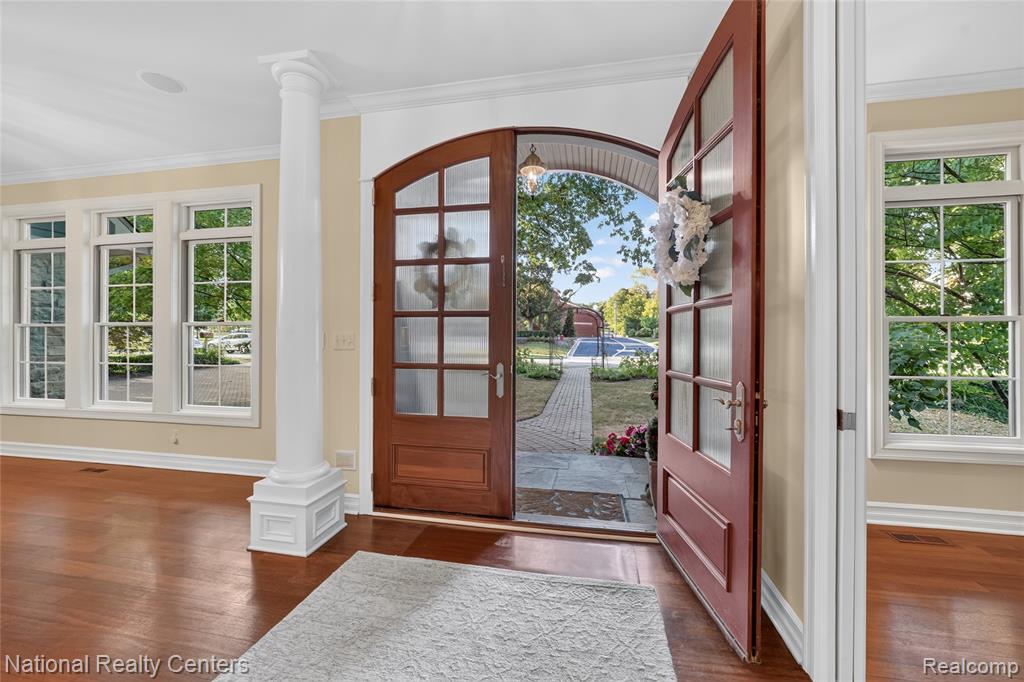main property photo 4