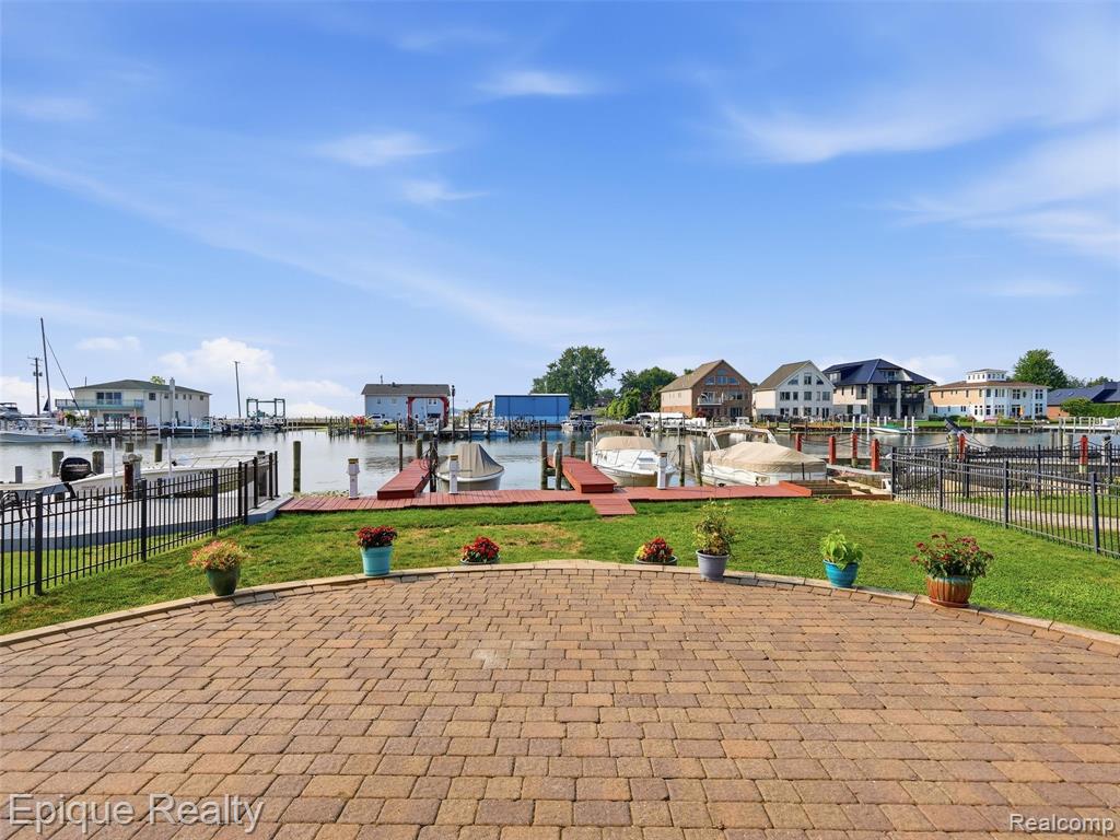 main property photo 49