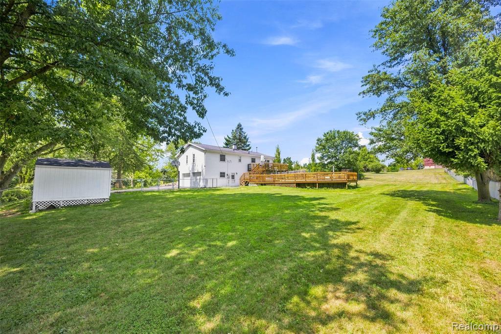 main property photo 35