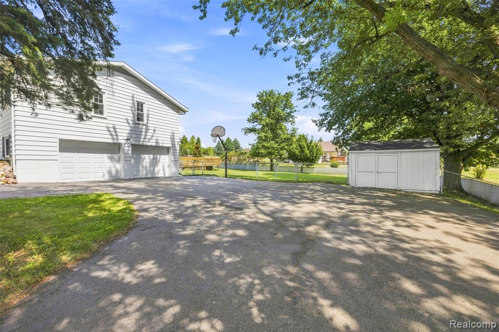 main property photo 42