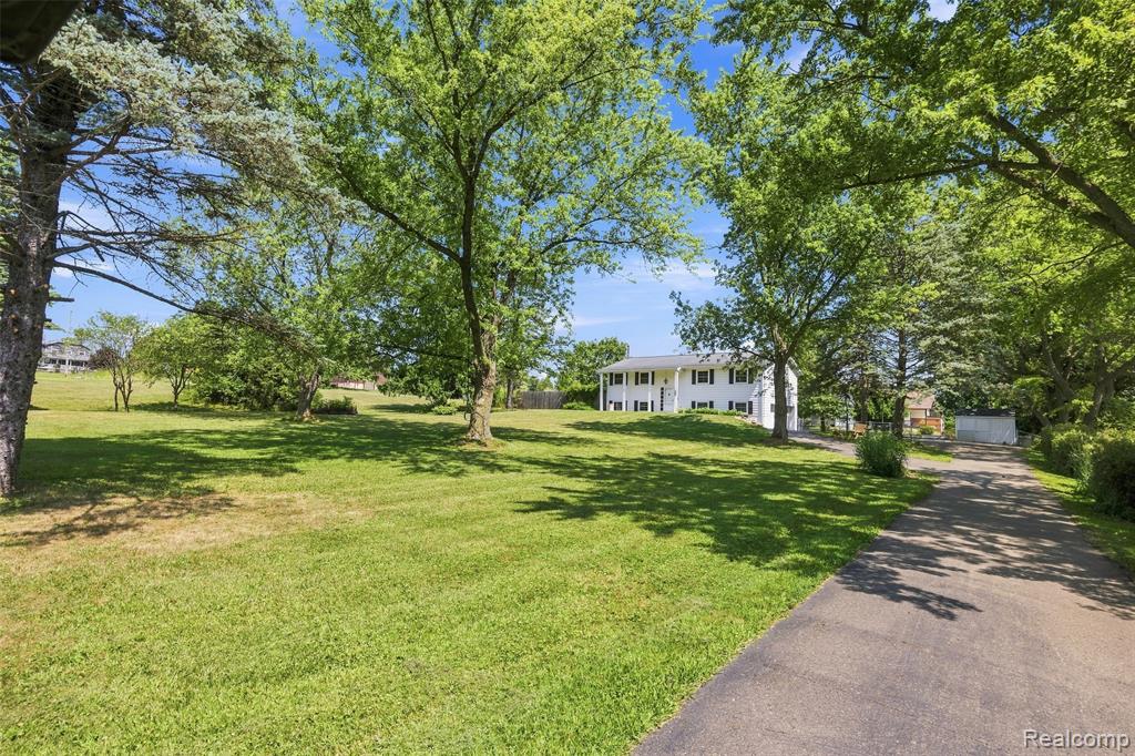 main property photo 43