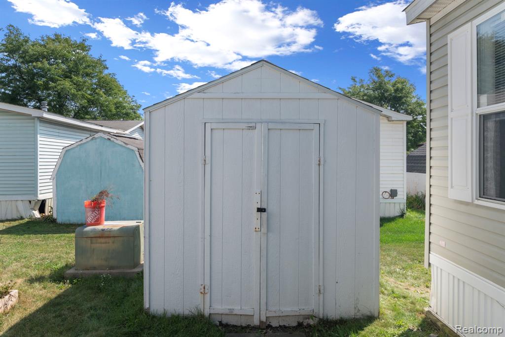main property photo 26