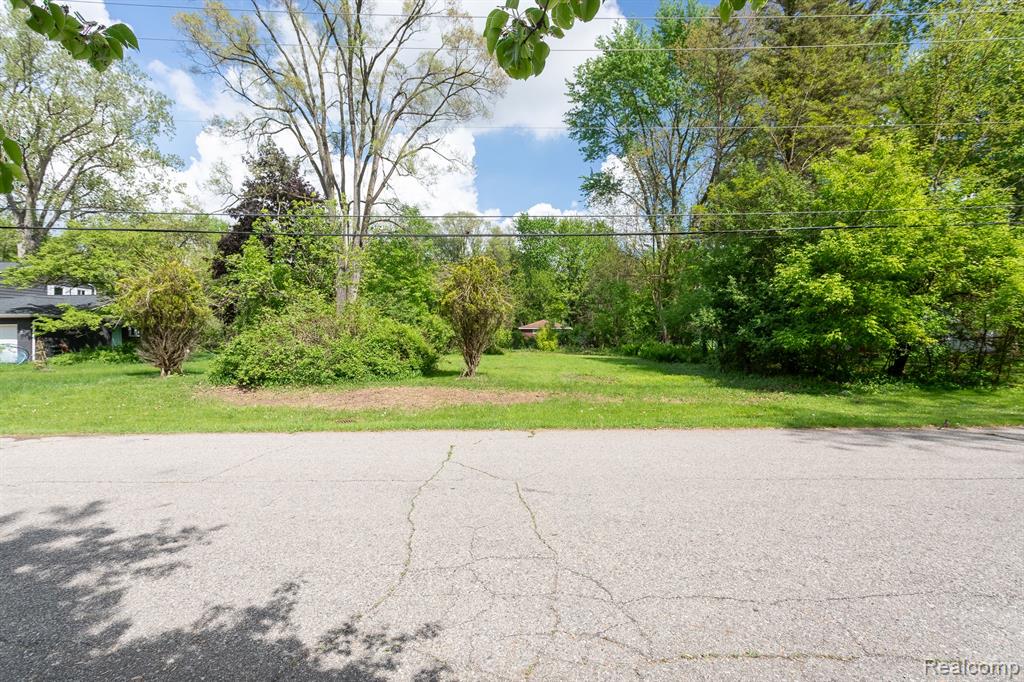 main property photo 7