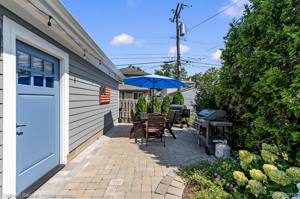 main property photo 49