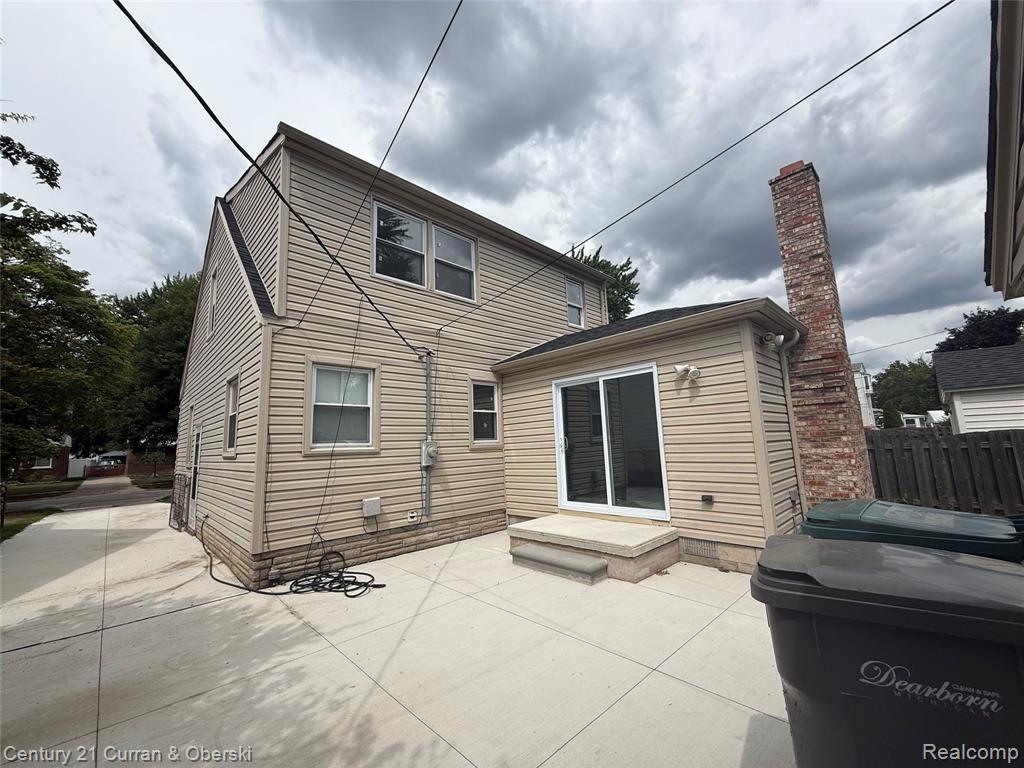main property photo 23