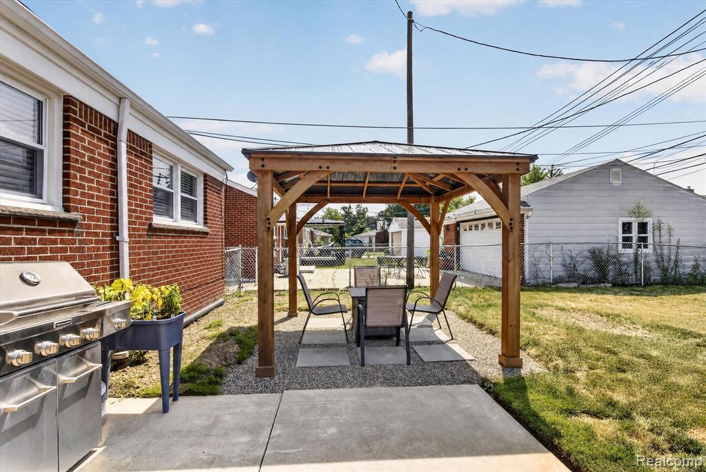 main property photo 55