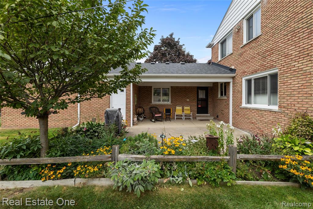 main property photo 52