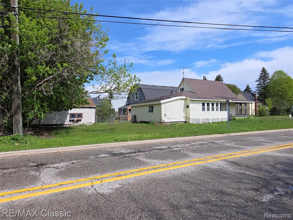 main property photo 27