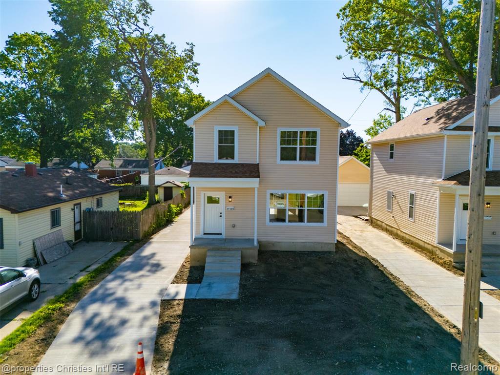 main property photo 27