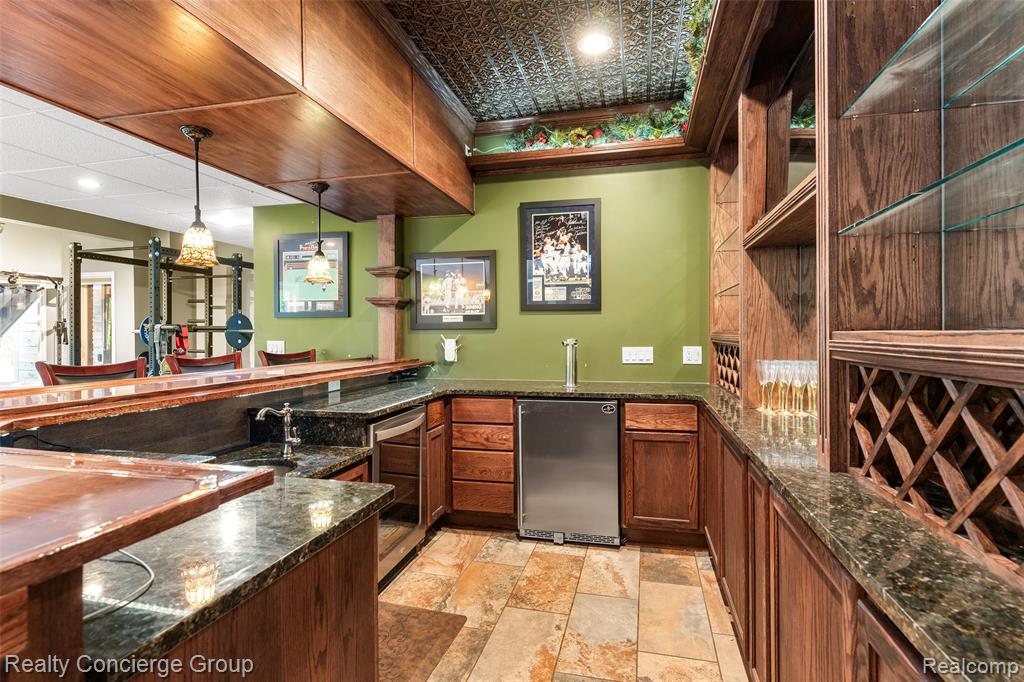 main property photo 73
