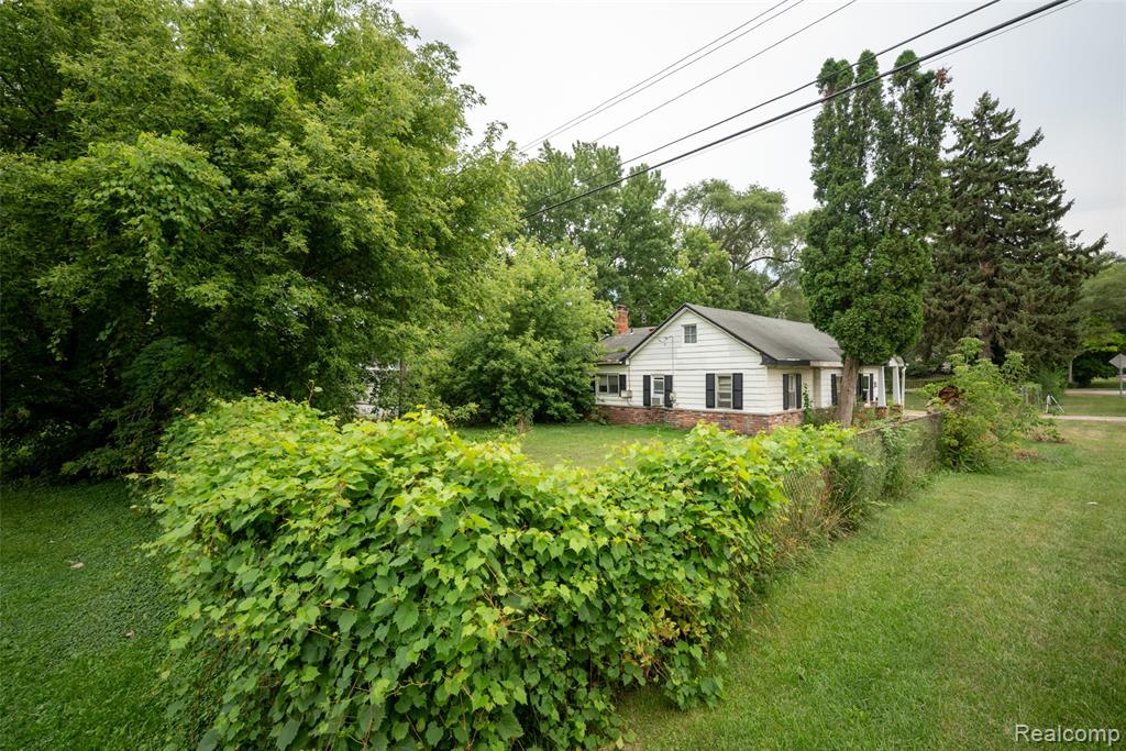 main property photo 19