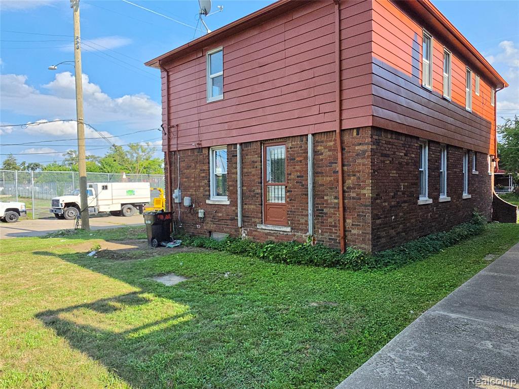 main property photo 5