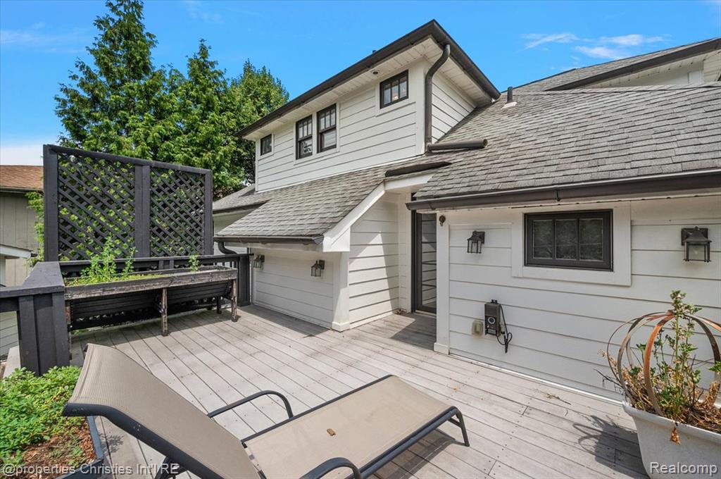 main property photo 93