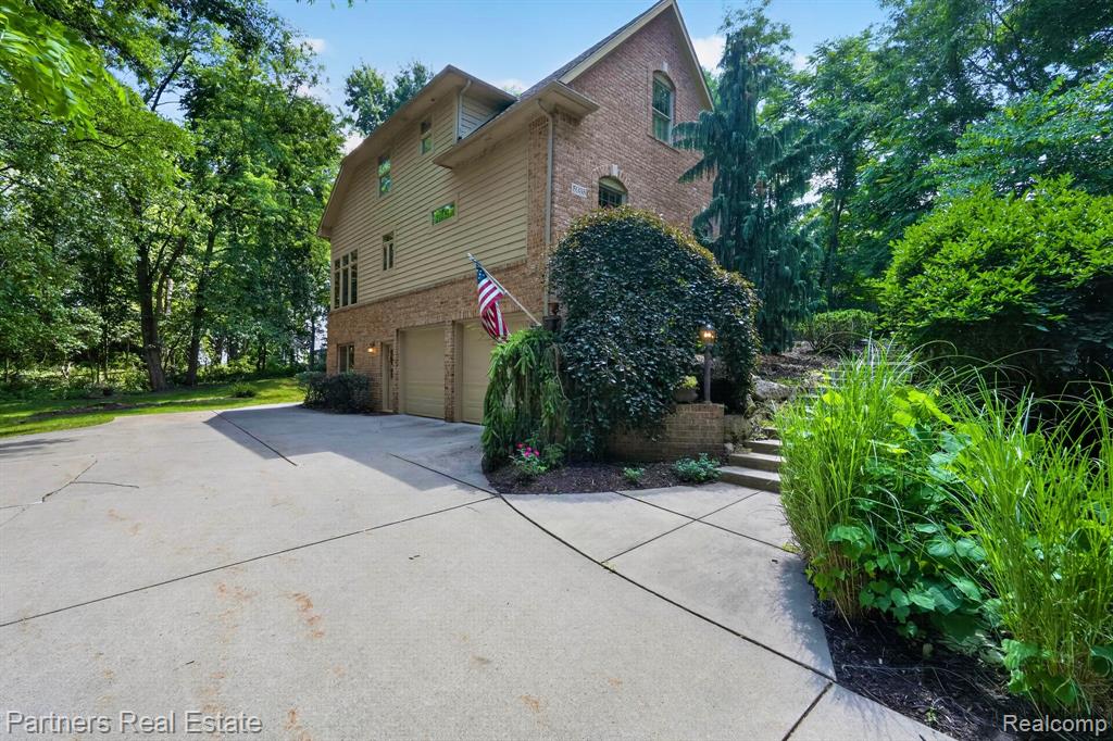 main property photo 62