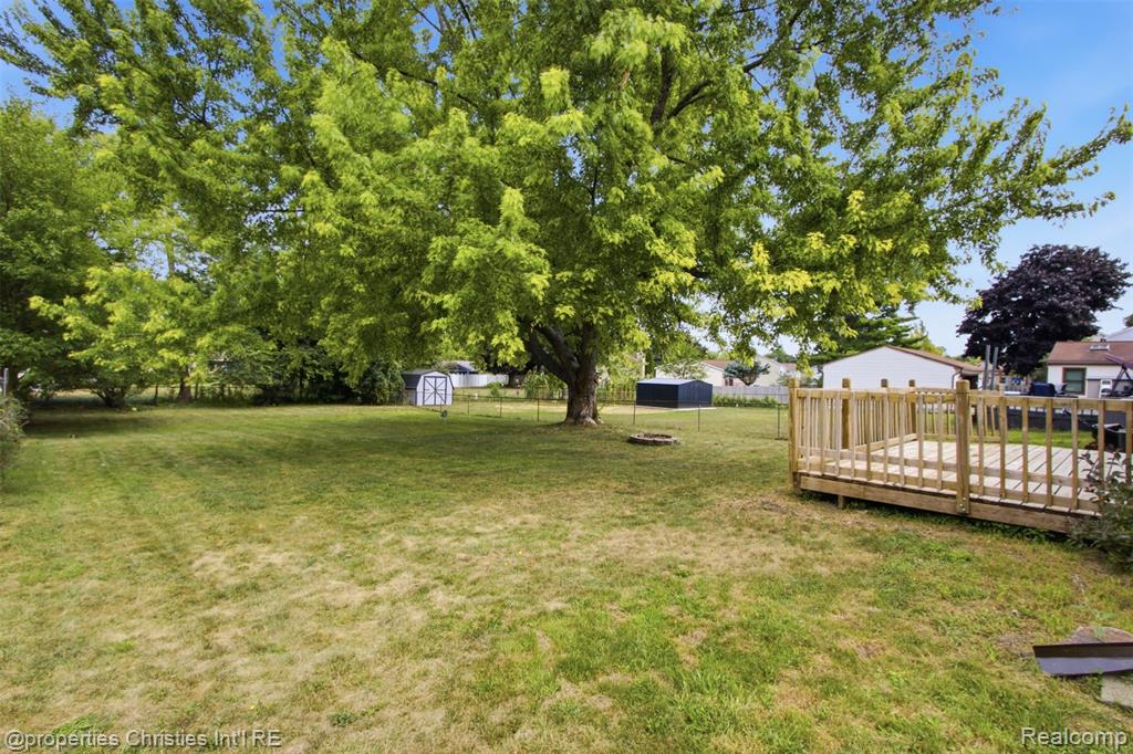 main property photo 22