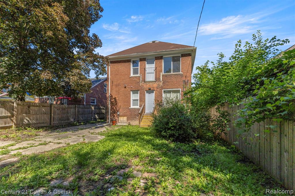 main property photo 44