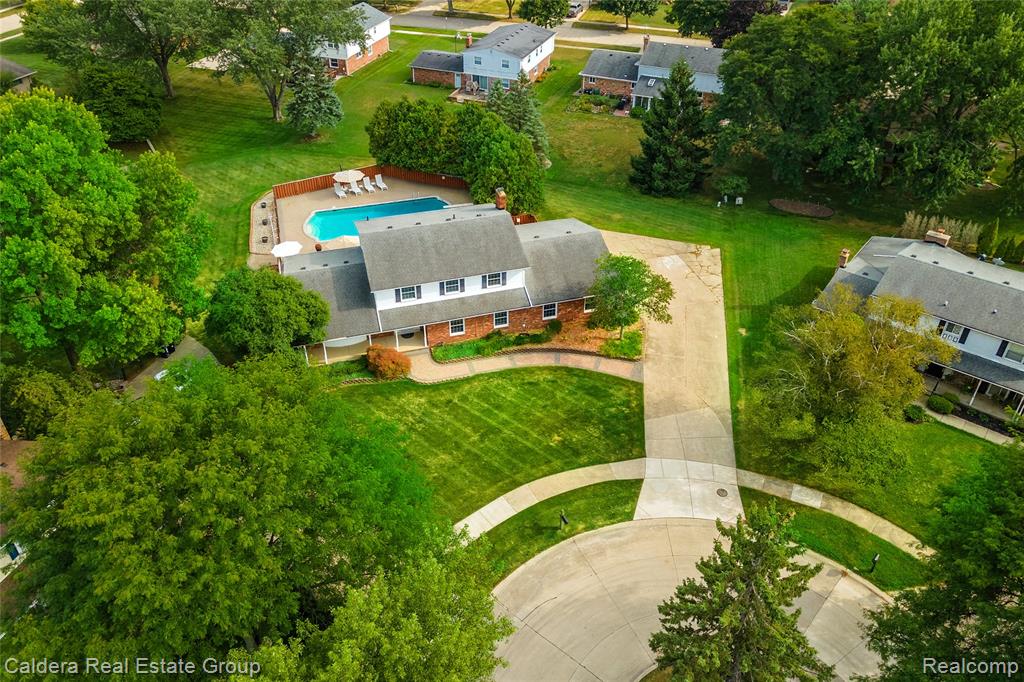 main property photo 56