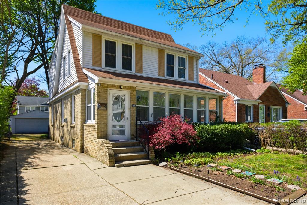 main property photo 35