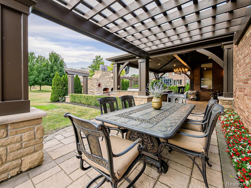 main property photo 73