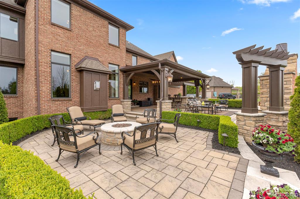 main property photo 84