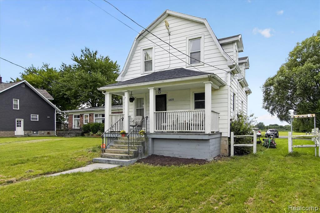 main property photo 3