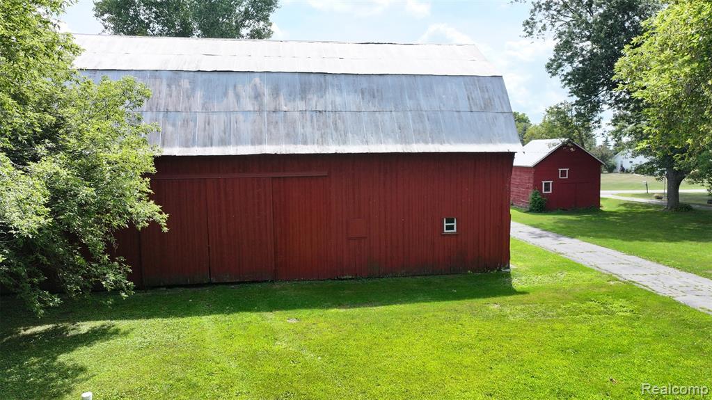 main property photo 21