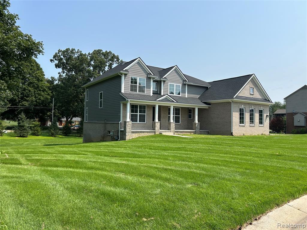 main property photo 46