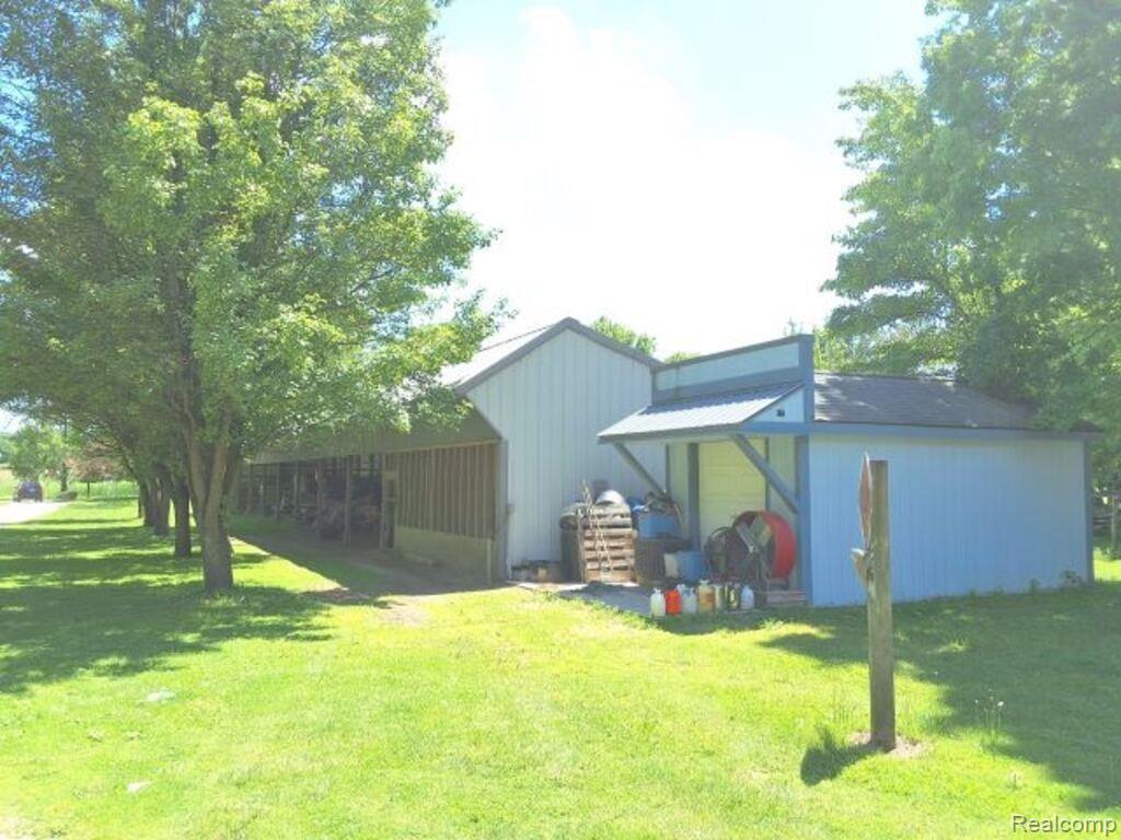 main property photo 27