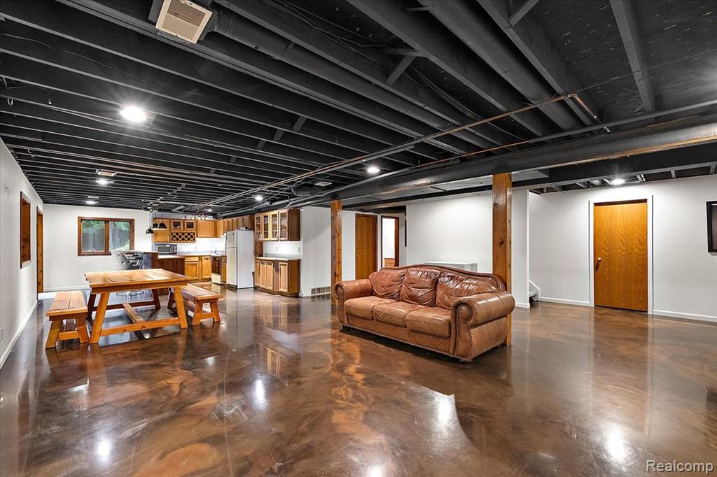 main property photo 63