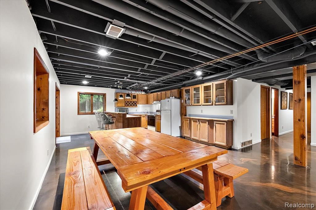 main property photo 66