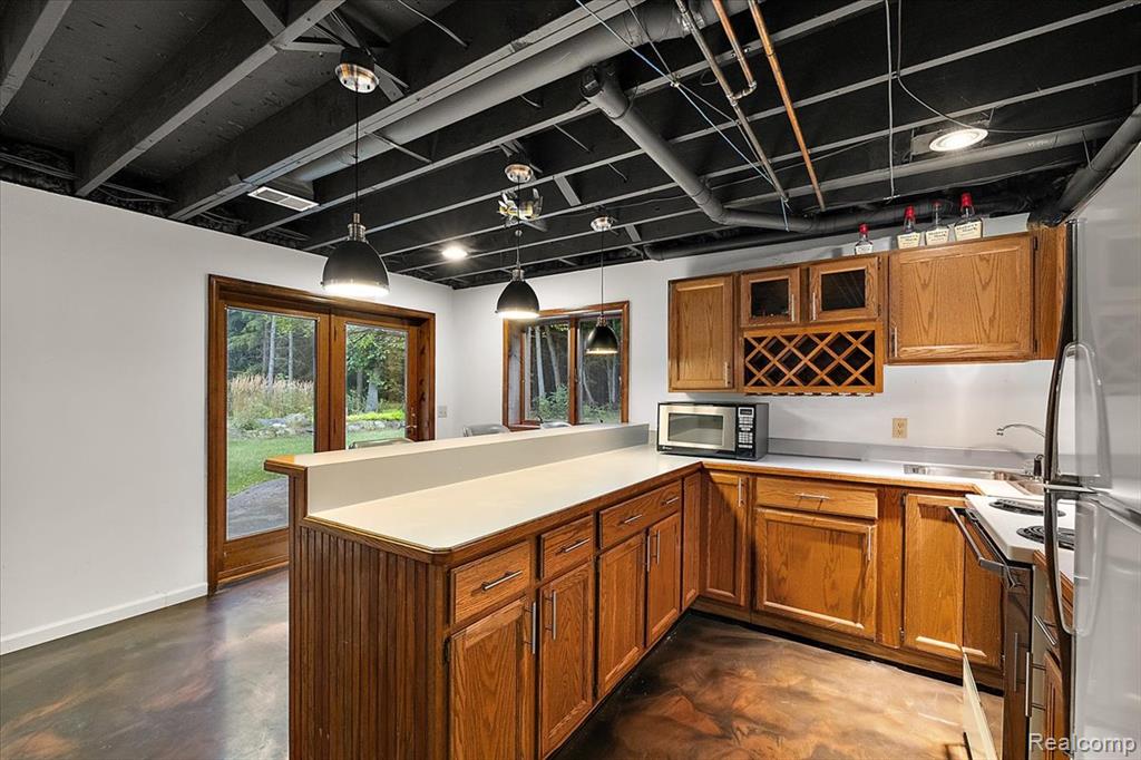 main property photo 70