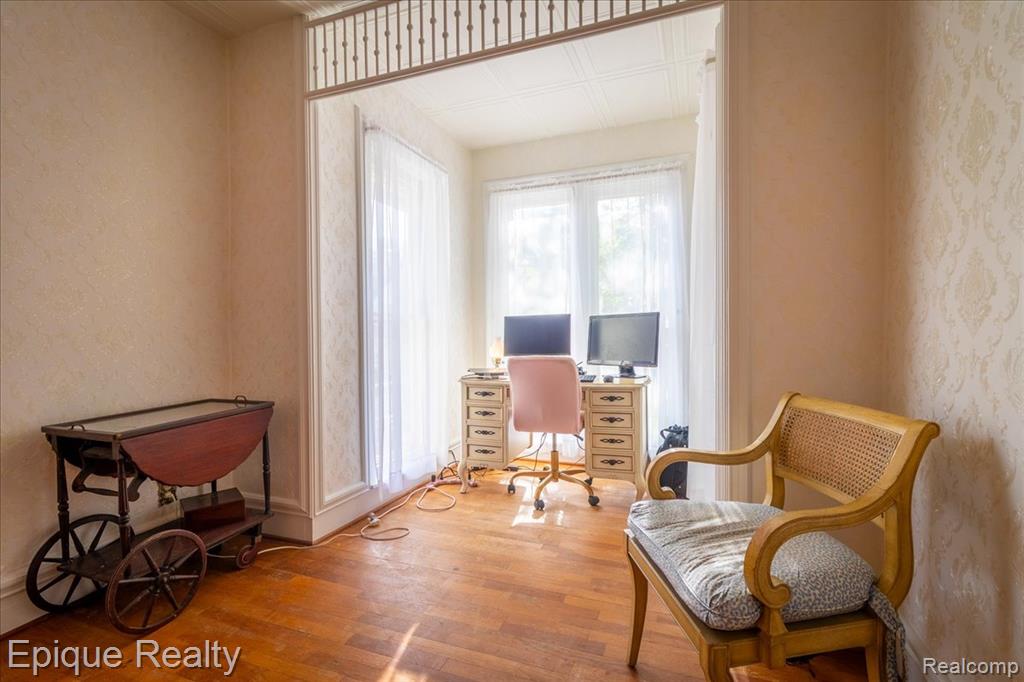 main property photo 27